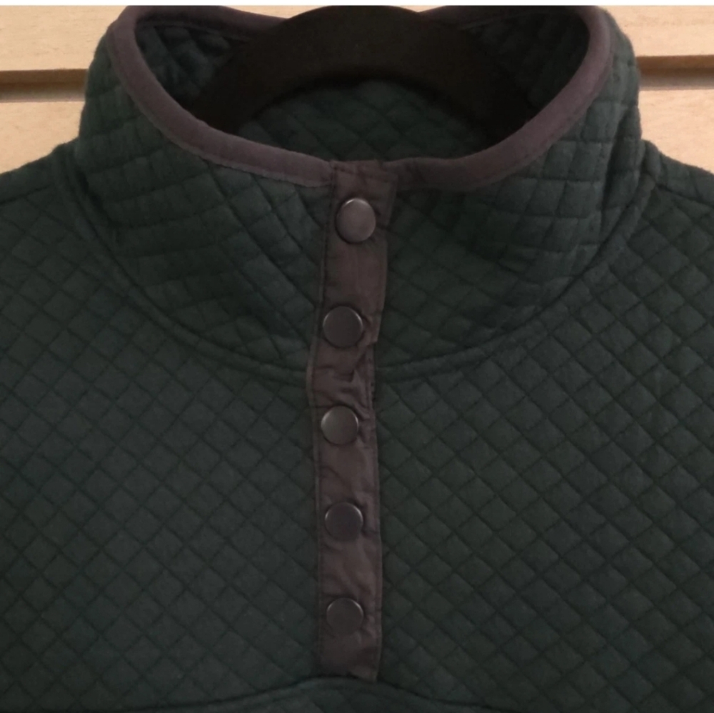 Mountain and Isles NWT Forest Green Quilted Pullover/2 front pockets. Size 2X - Picture 2 of 7